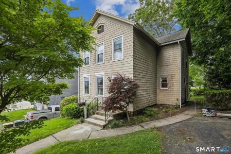16 Seeley Street Danbury CT 06810