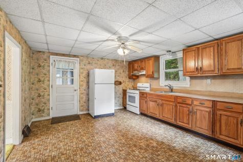 16 Seeley Street Danbury CT 06810