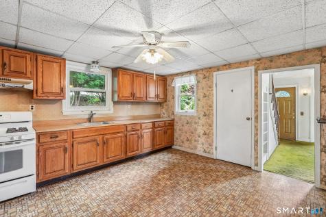 16 Seeley Street Danbury CT 06810