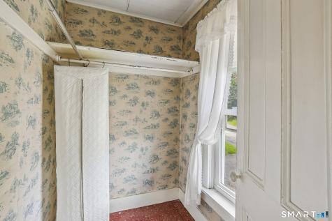 16 Seeley Street Danbury CT 06810