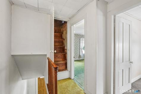16 Seeley Street Danbury CT 06810