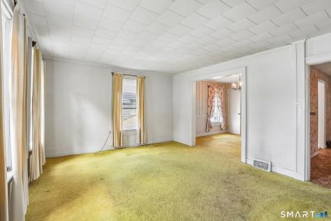 16 Seeley Street Danbury CT 06810