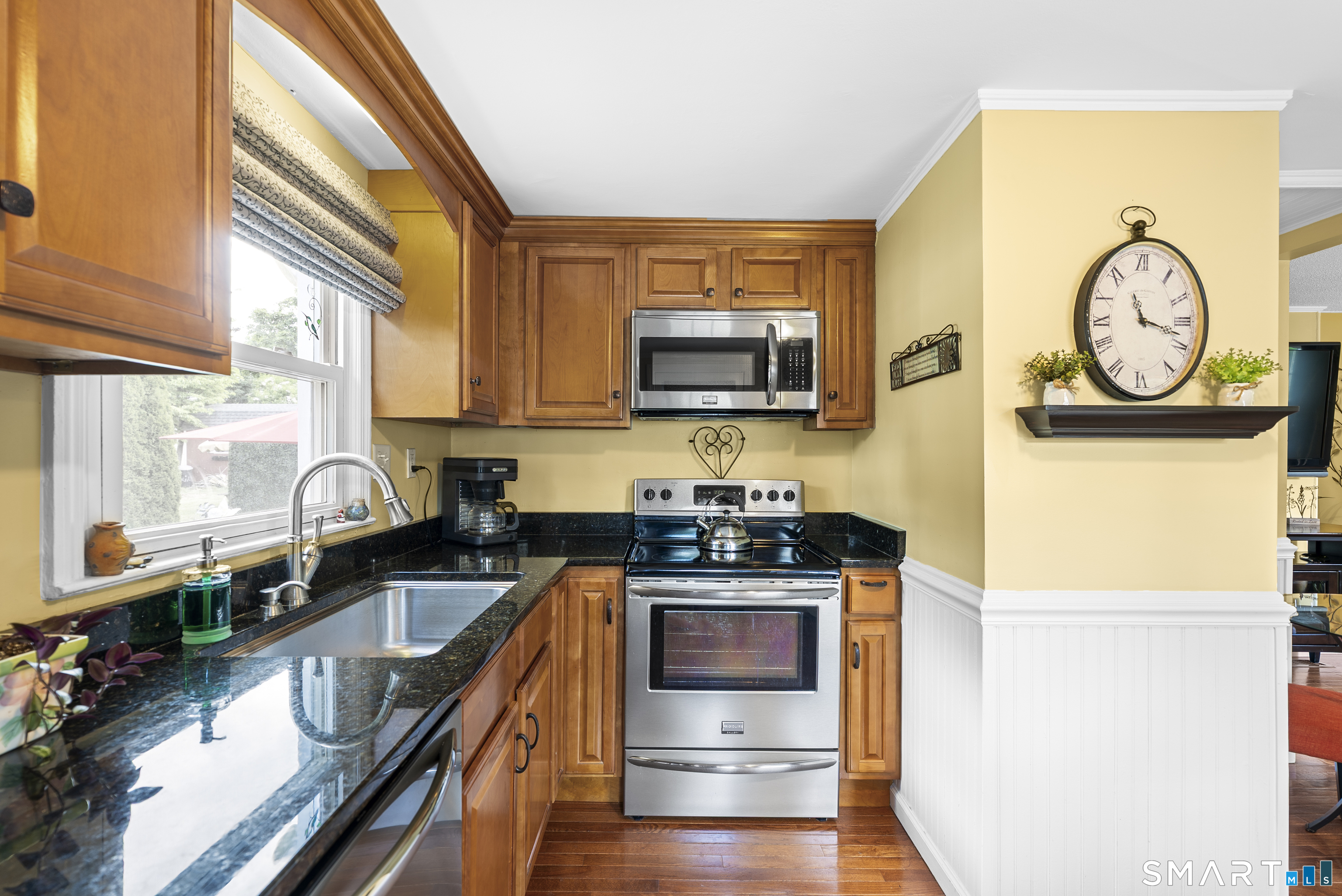 22 Rowe Place Bristol CT 06010