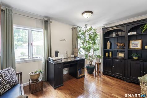 22 Rowe Place Bristol CT 06010
