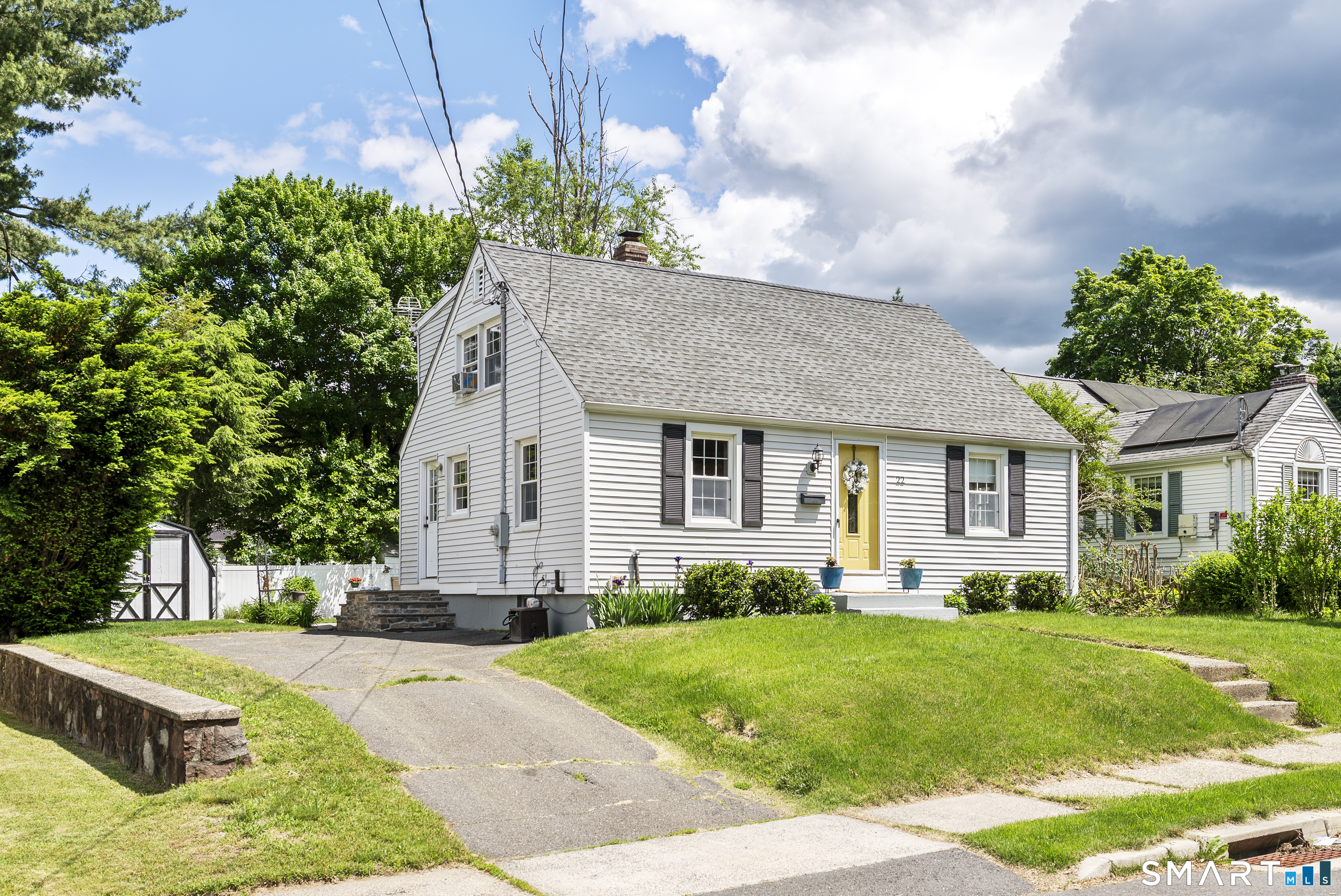 22 Rowe Place Bristol CT 06010