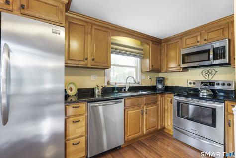 22 Rowe Place Bristol CT 06010