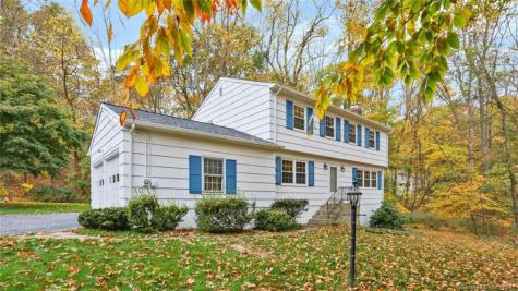 229 Lindamir Lane Fairfield CT 06824
