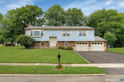 11 Apple Tree Terrace West Haven CT 06516