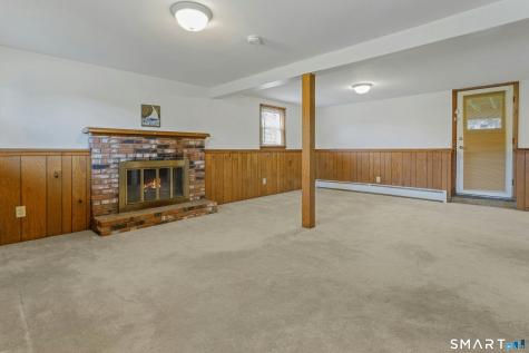 11 Apple Tree Terrace West Haven CT 06516