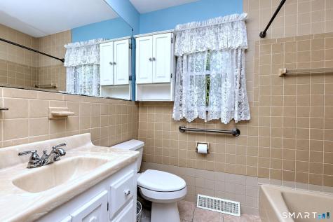 30 Chalon Road Trumbull CT 06611