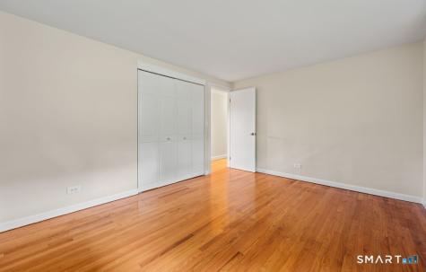 34 Hoskins Road Bloomfield CT 06002