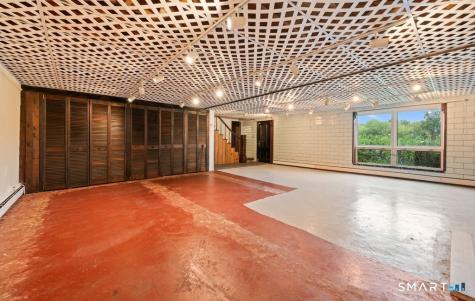 34 Hoskins Road Bloomfield CT 06002