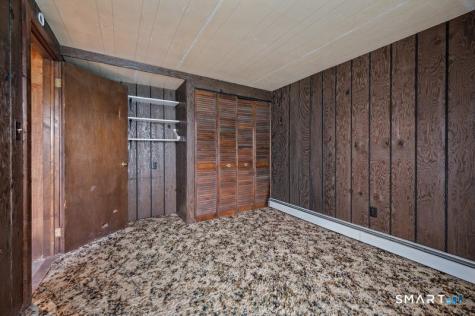 34 Hoskins Road Bloomfield CT 06002