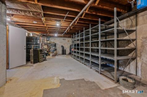 34 Hoskins Road Bloomfield CT 06002