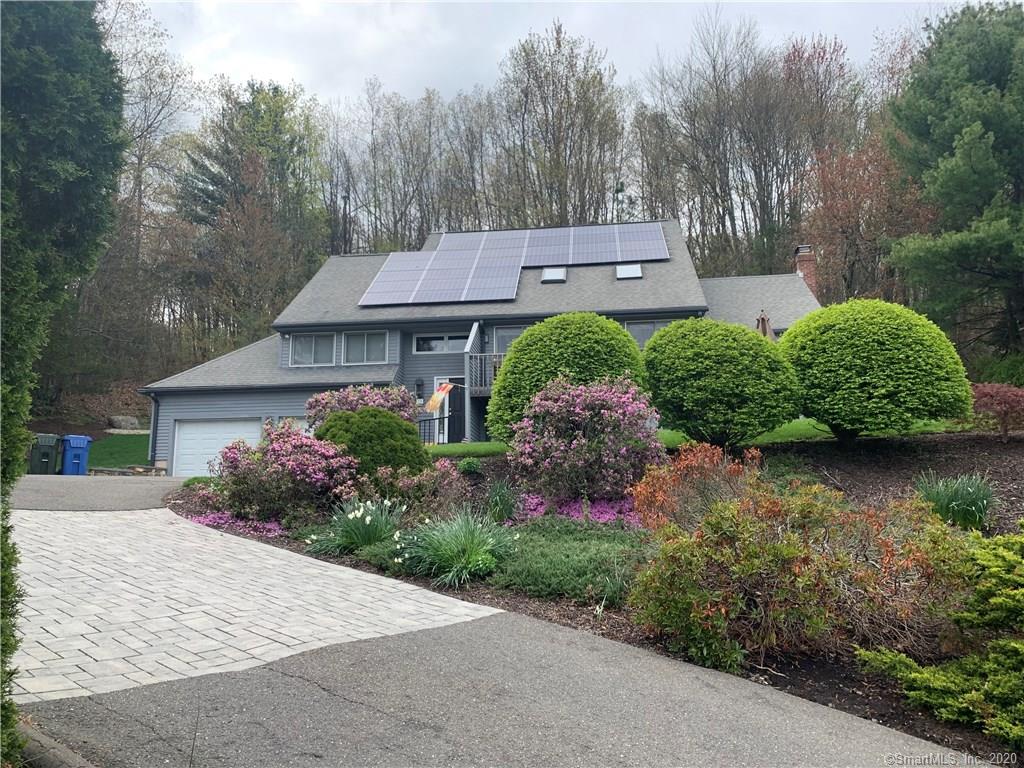 18 Deerfield Trace Burlington CT 06013