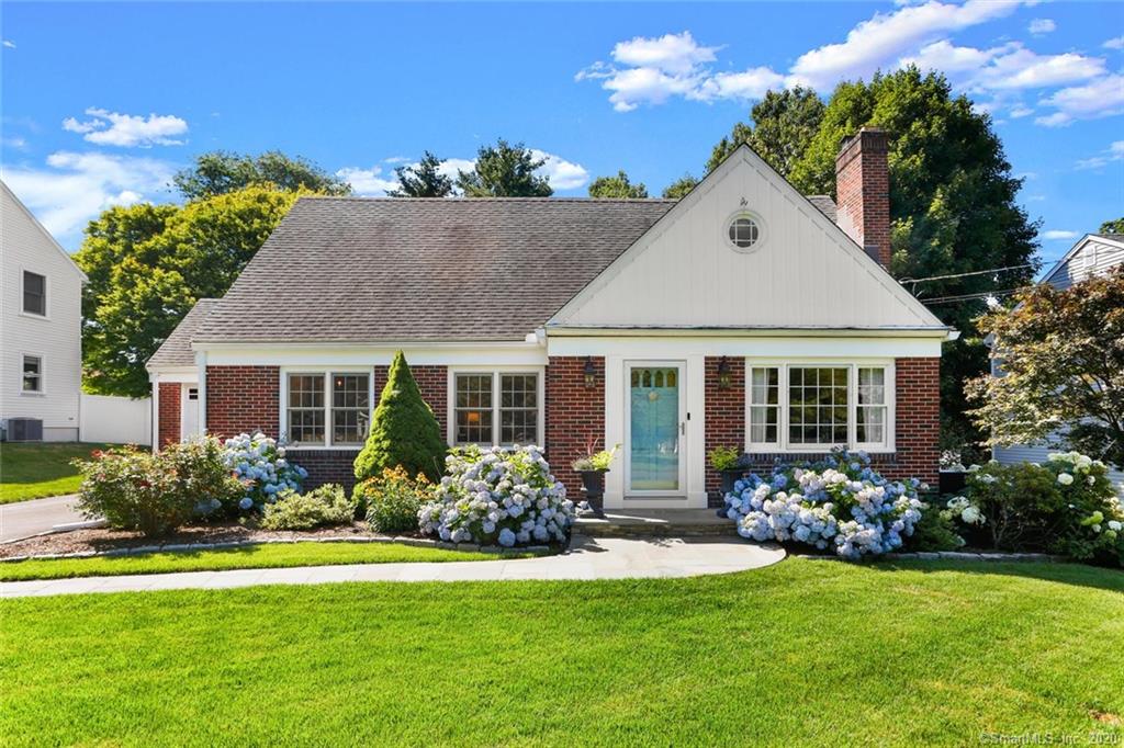 149 Orchard Hill Drive Fairfield CT 06824