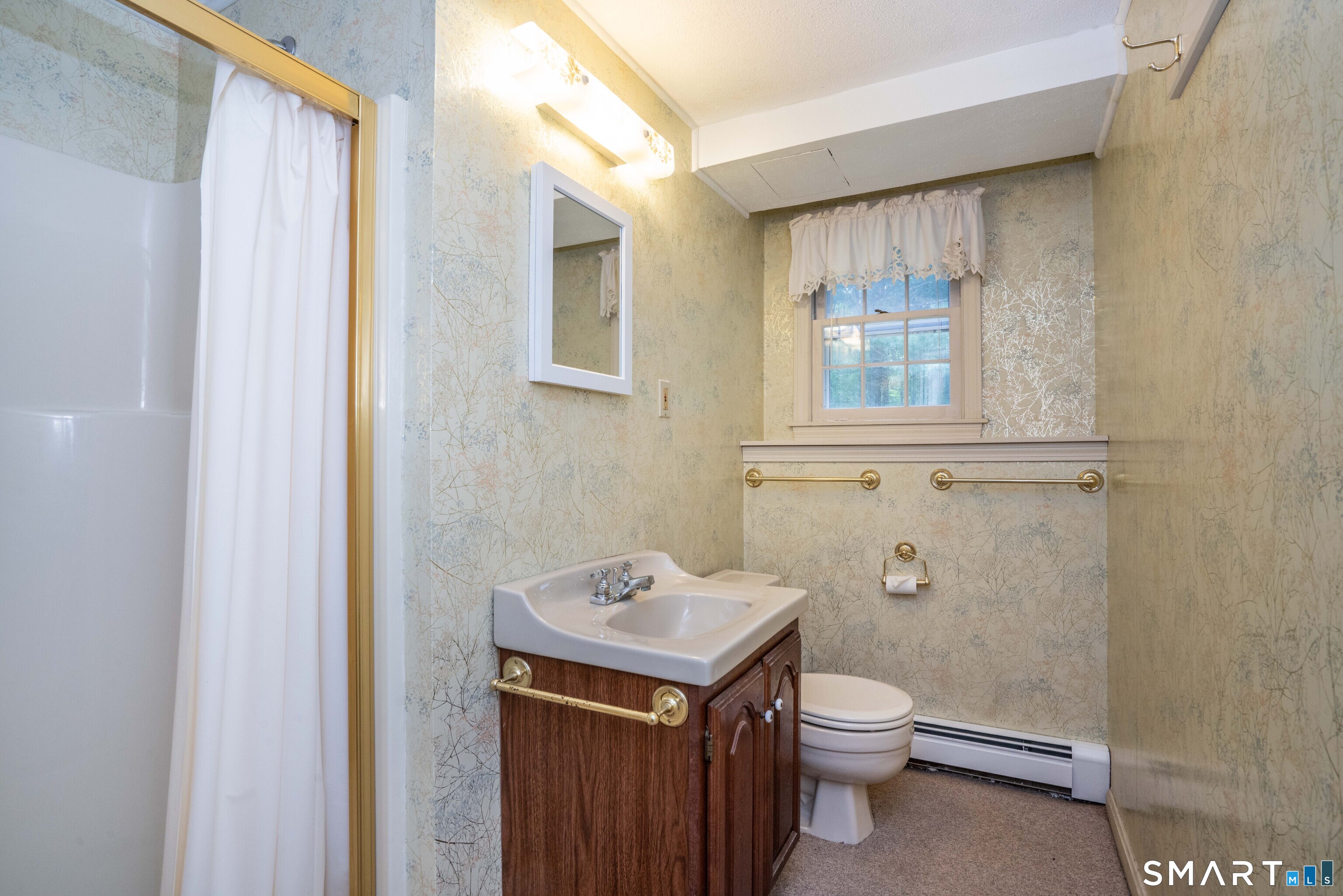 6 Stratton Lane Simsbury CT 06092