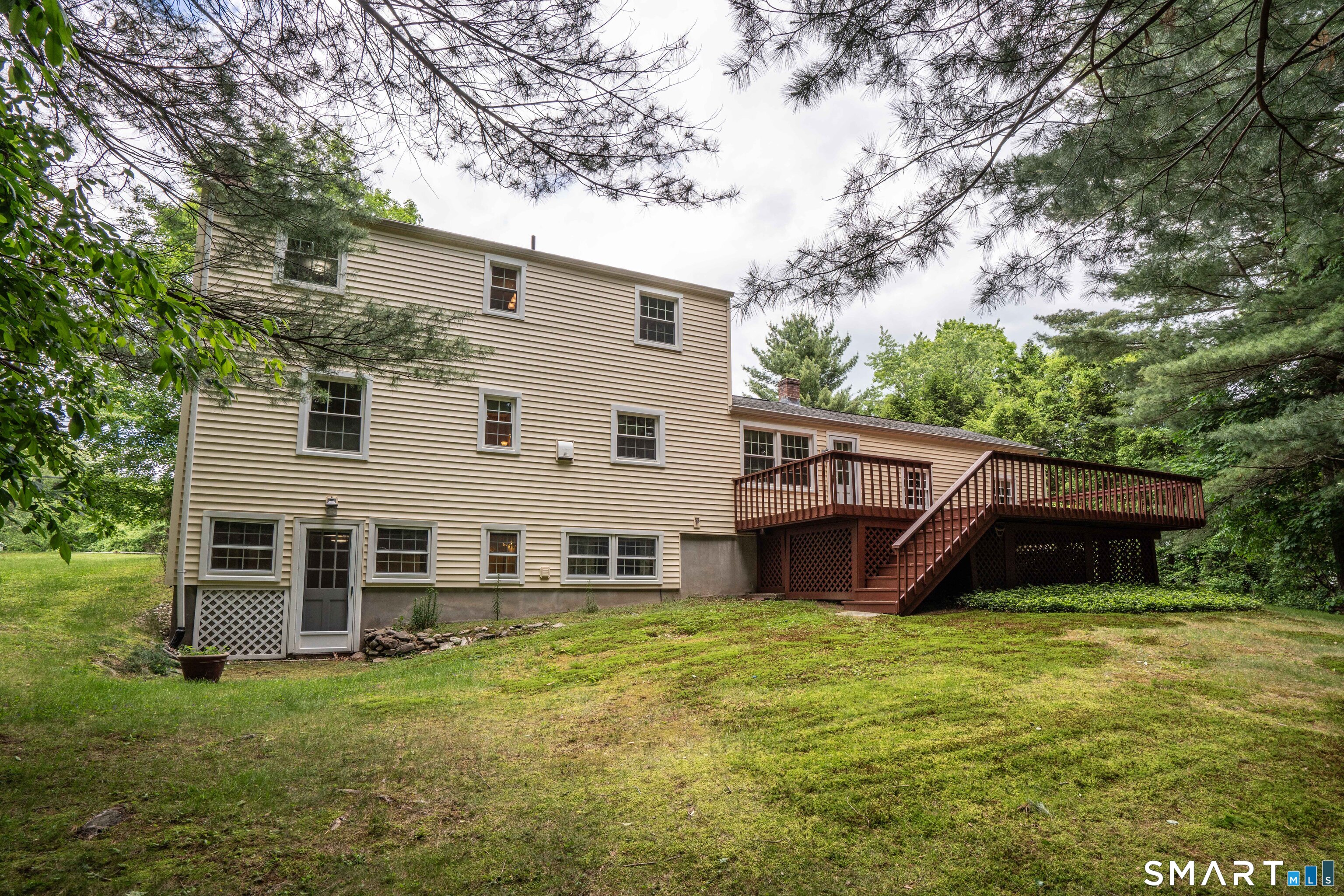 6 Stratton Lane Simsbury CT 06092