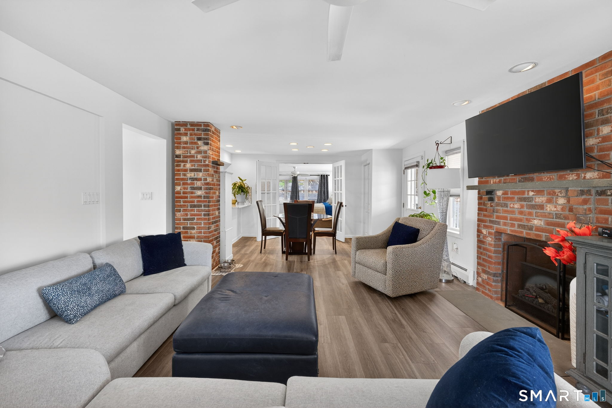 7 Edge Hill Road East Lyme CT 06357