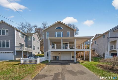 7 Edge Hill Road East Lyme CT 06357