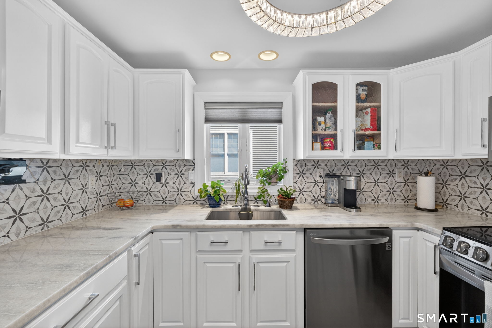 7 Edge Hill Road East Lyme CT 06357