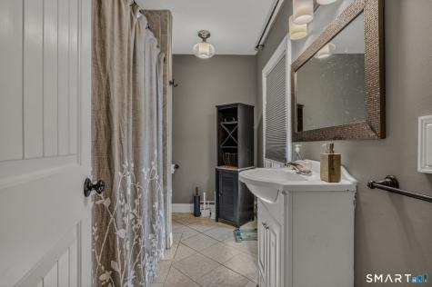 20 Summer Street Norwich CT 06360