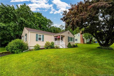 5 Brownstone Road East Granby CT 06026
