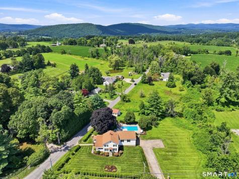 16 Rhynus Road Sharon CT 06069