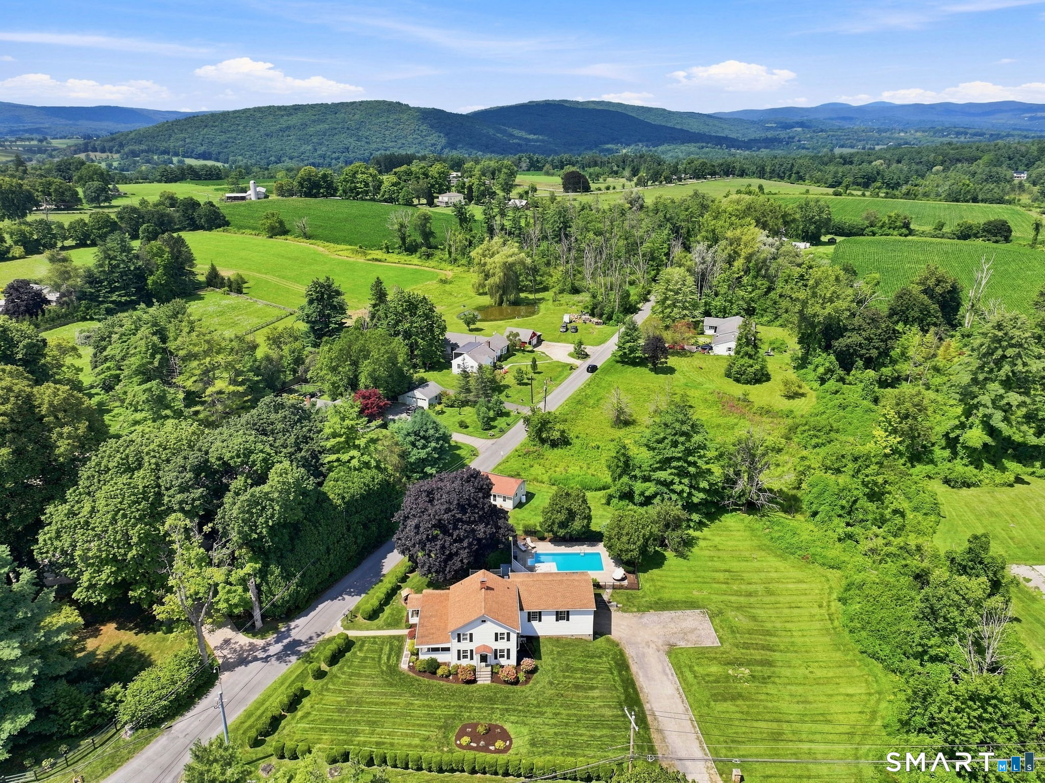 16 Rhynus Road Sharon CT 06069