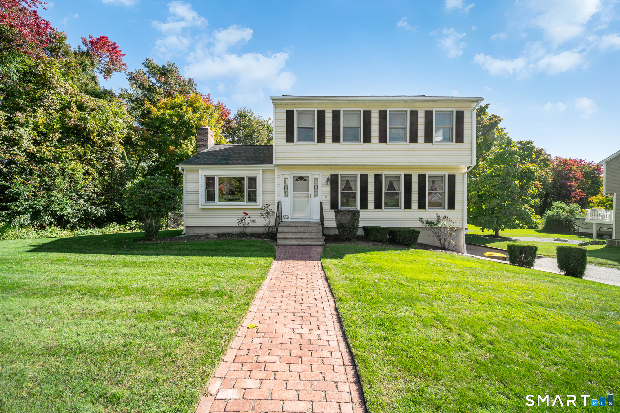 18 Carriage Drive Seymour CT 06483