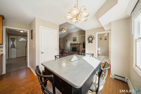 18 Carriage Drive Seymour CT 06483