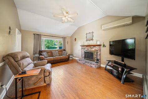 18 Carriage Drive Seymour CT 06483