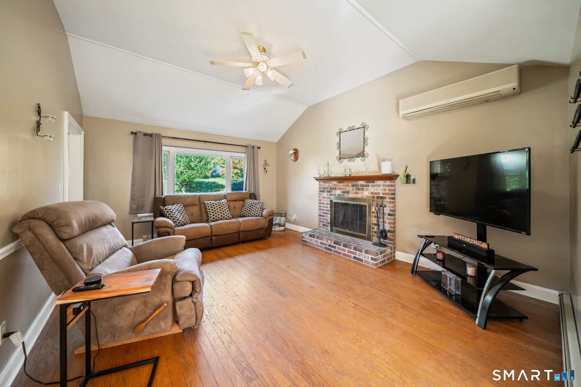 18 Carriage Drive Seymour CT 06483