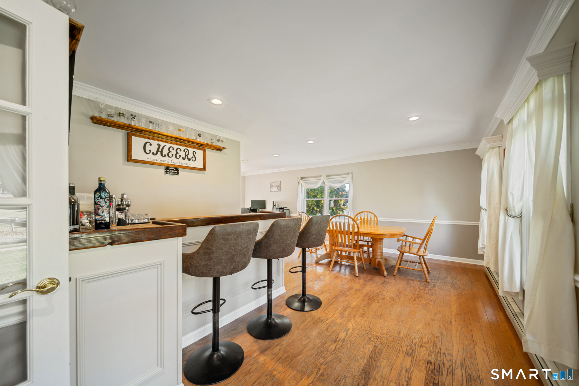 18 Carriage Drive Seymour CT 06483