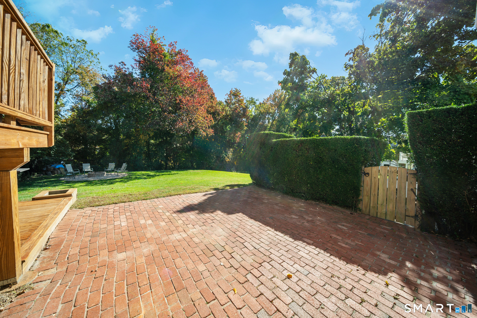 18 Carriage Drive Seymour CT 06483