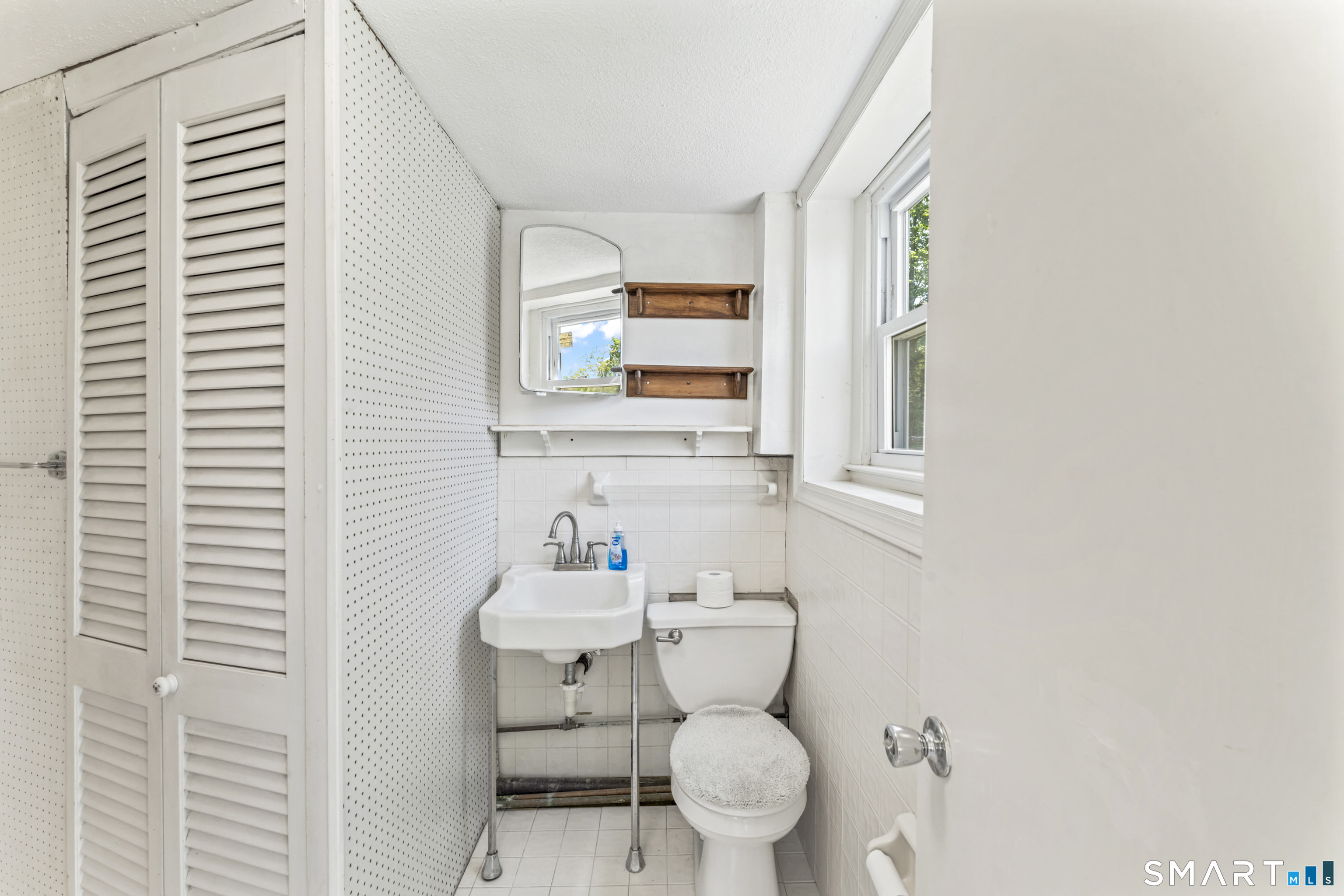 10 Brookwood Drive Bethel CT 06801