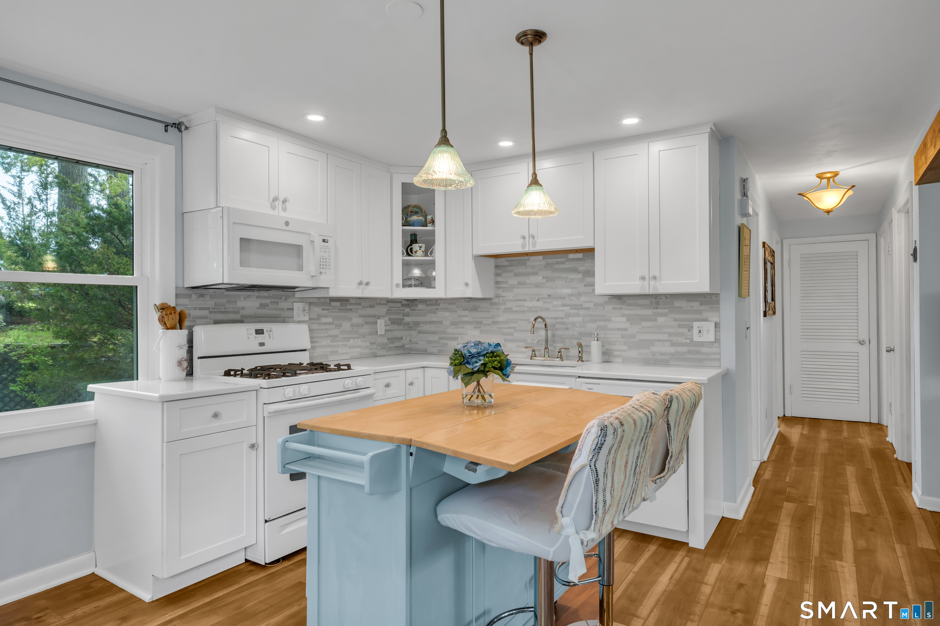 675 Bradley Street East Haven CT 06512