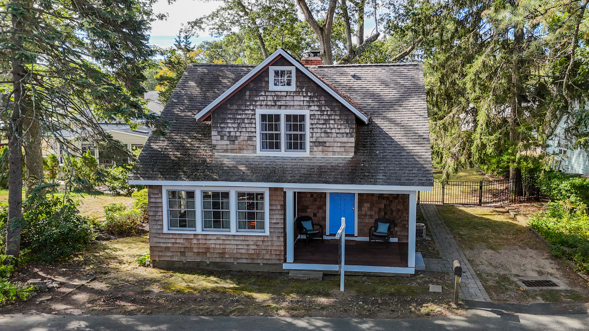 9 Hoskins Street East Lyme CT 06357
