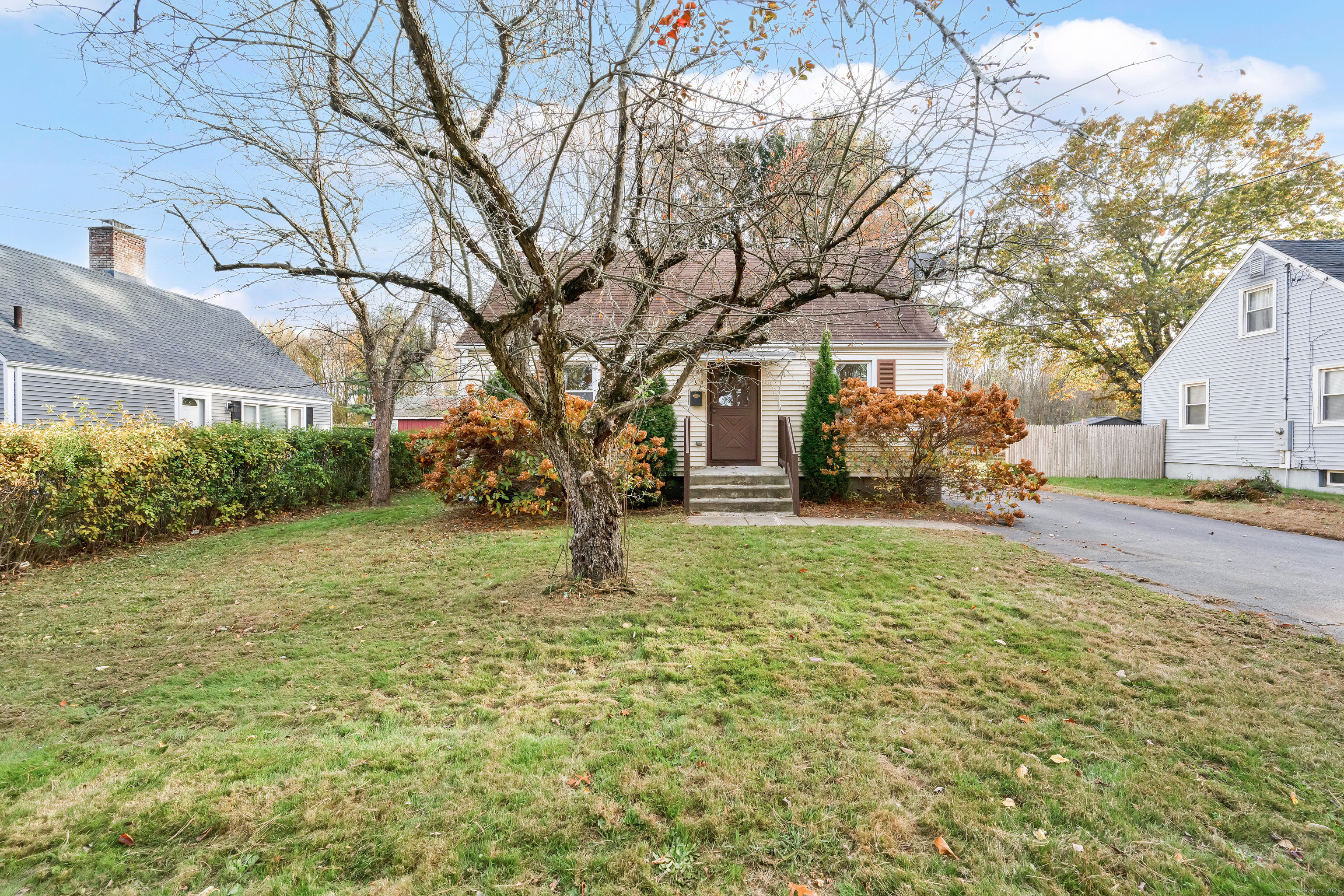 319 Brewer Street East Hartford CT 06118