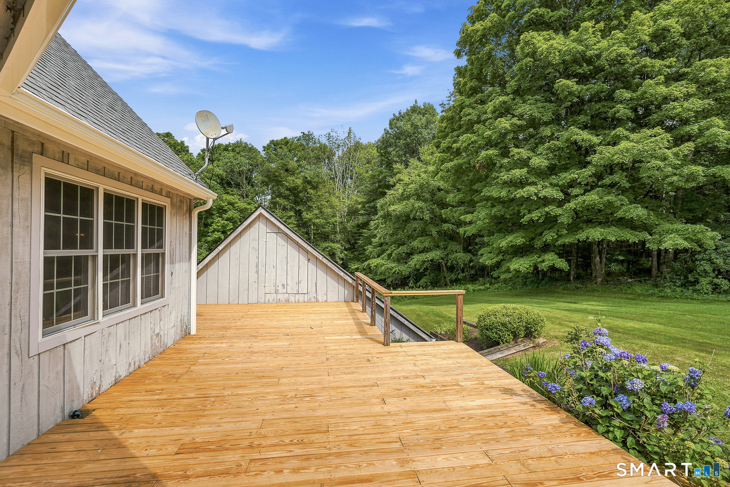 496 Center Road Woodstock CT 06281