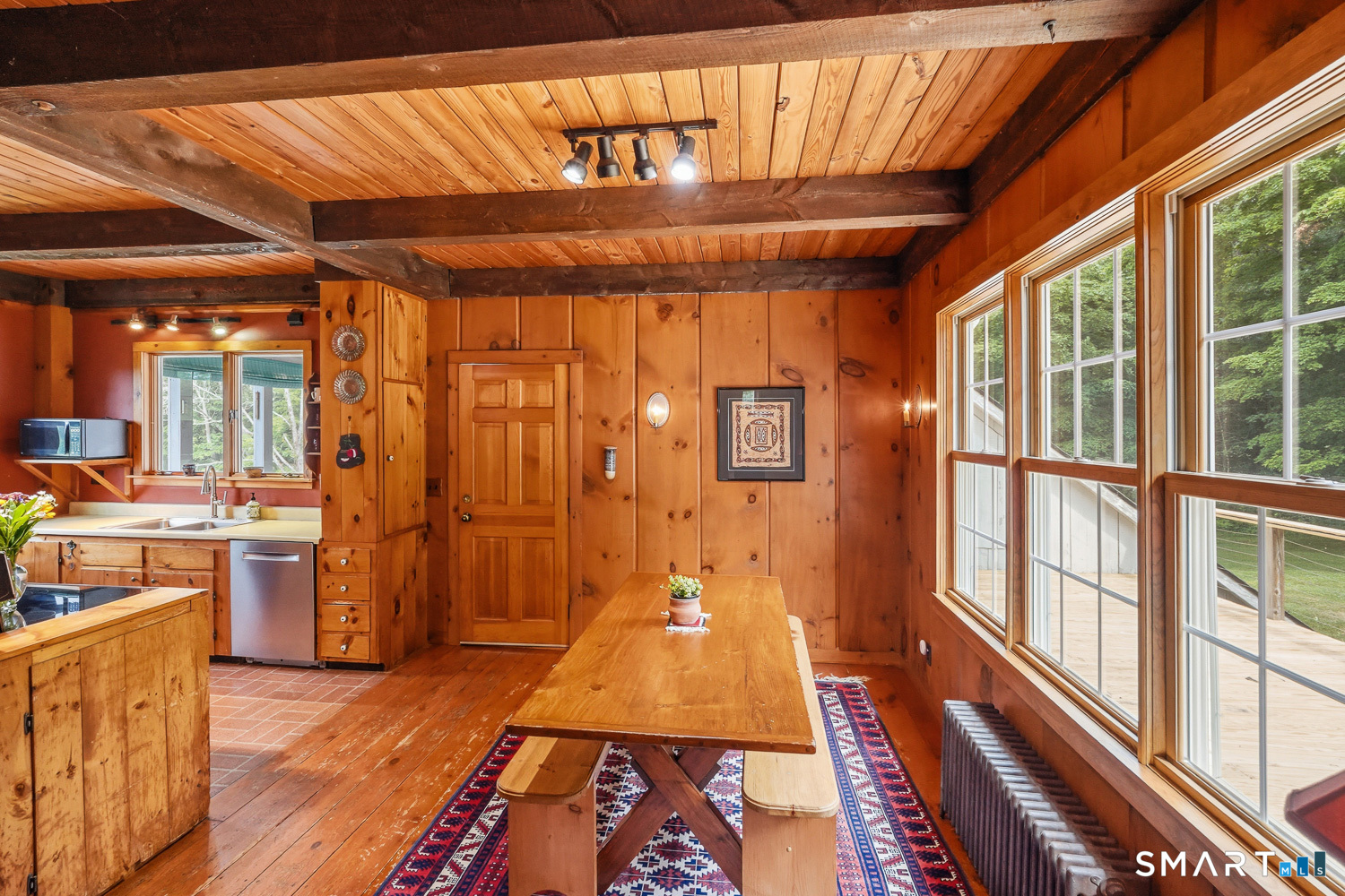 496 Center Road Woodstock CT 06281