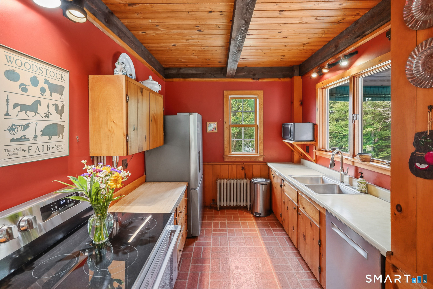 496 Center Road Woodstock CT 06281