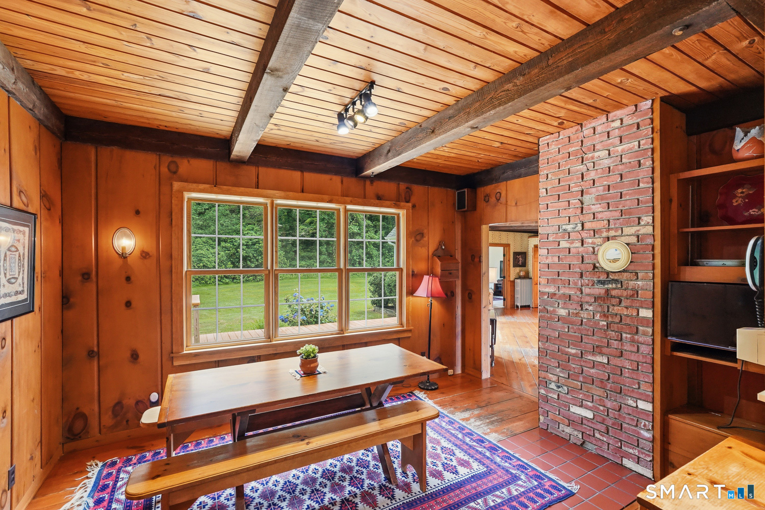 496 Center Road Woodstock CT 06281