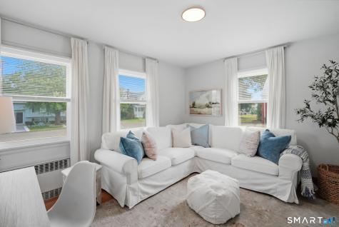 4 Wicklow Street Windsor Locks CT 06096