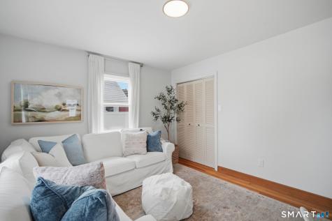 4 Wicklow Street Windsor Locks CT 06096