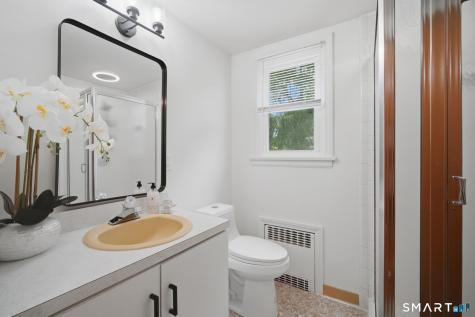 4 Wicklow Street Windsor Locks CT 06096