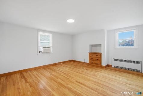 4 Wicklow Street Windsor Locks CT 06096