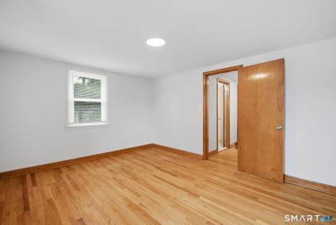 4 Wicklow Street Windsor Locks CT 06096