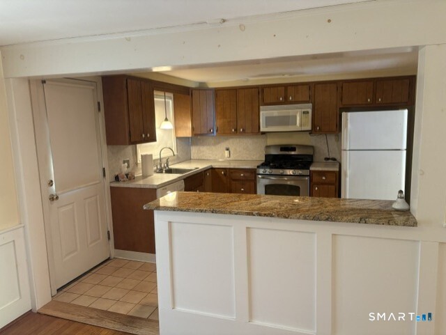 100 Oak Grove Street Manchester CT 06040