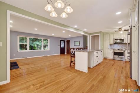 884 Indian Hill Road Orange CT 06477